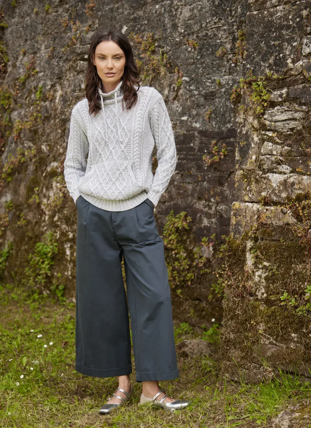Kangaroo Pocket Aran Sweater in Feather